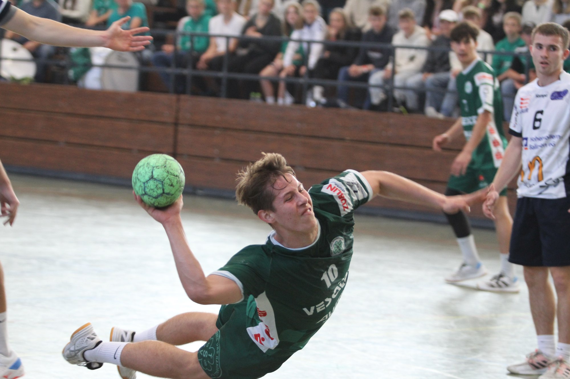 Starke Handball-Action der TSV-A-Jugend in der Bundesliga